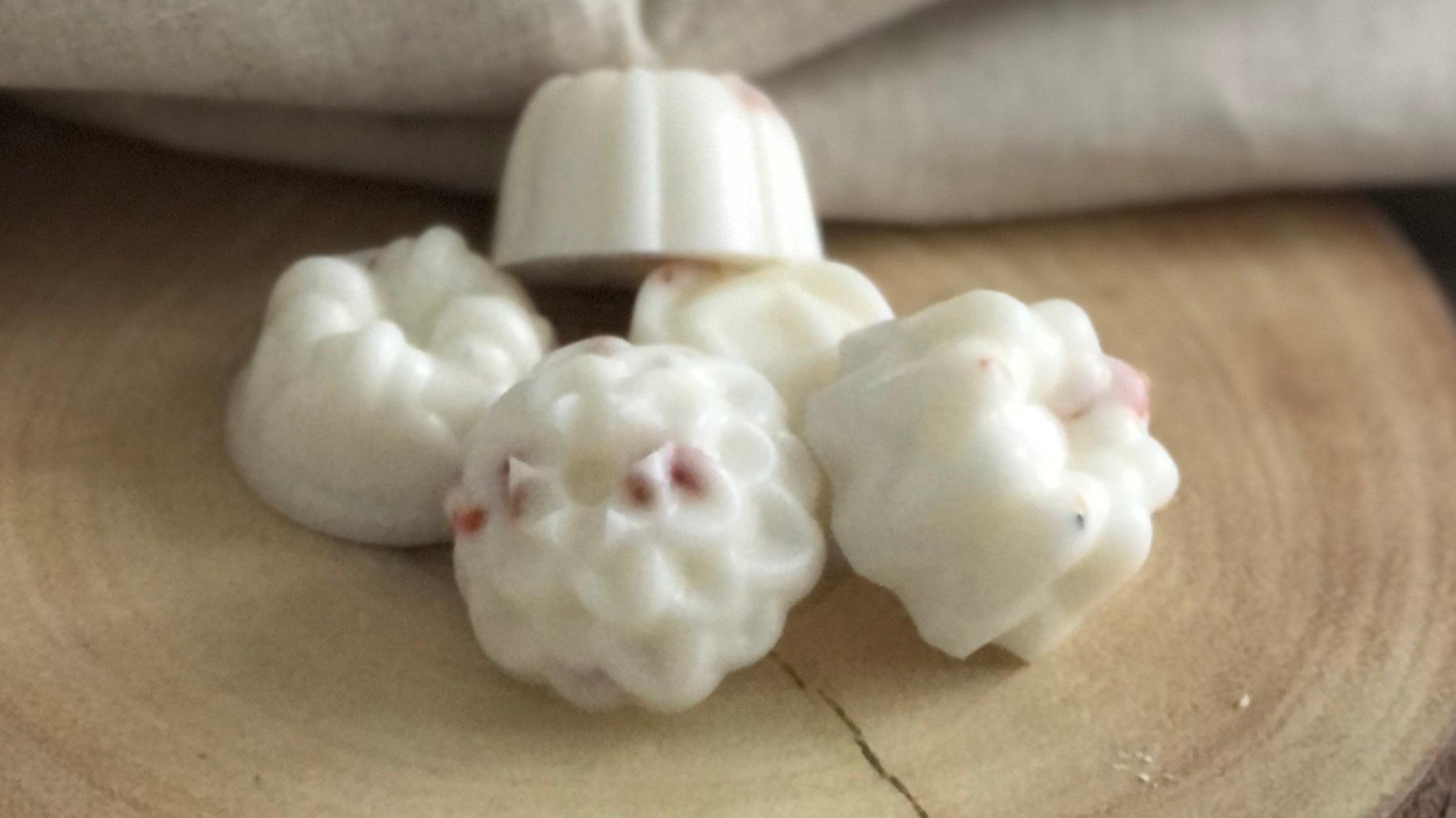 Candle's or Wax Melt's - that is the question...